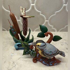 Beautiful pair of Jim shore nature figurines bluebird and dragonfly